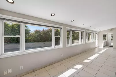 6730 Lakeview Drive, Carmichael, CA 95608 - Photo 9