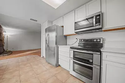 9960 Rio Cosumnes Circle, Elk Grove, CA 95624 - Photo 15