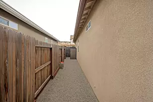 9040 Quartet Ave, Roseville, CA 95747 - Photo 31