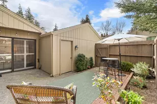 2240 Swarthmore Dr, Sacramento, CA 95825 - Photo 31