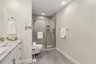 2240 Swarthmore Dr, Sacramento, CA 95825 - Photo 21