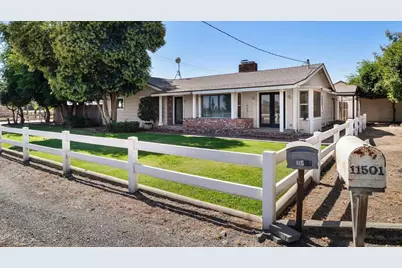 11501 Pioneer Avenue, Oakdale, CA 95361 - Photo 3