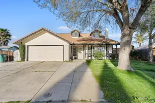 454 Oakwood Dr, Los Banos, CA 93635 - Photo 1