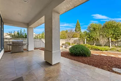 401 Barusch Ct, Roseville, CA 95747 - Photo 43