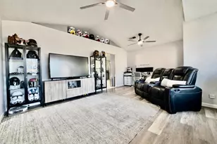 1716 Wingfoot Dr, Yuba City, CA 95993 - Photo 9