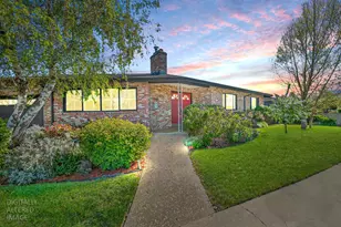 1405 Madrone Way, Woodland, CA 95695 - Photo 3