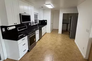 1281 Sunup Dr, Merced, CA 95348 - Photo 7