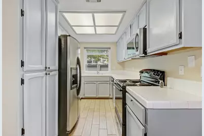 6359 Slippery Creek Lane, Citrus Heights, CA 95621 - Photo 17