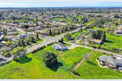 9411 Rawhide Lane, Roseville, CA 95747 - Photo 27