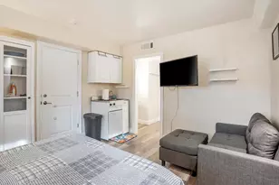 303 W St, Sacramento, CA 95818 - Photo 21