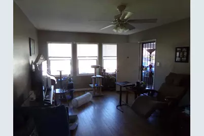 44 W Alpine Avenue, Stockton, CA 95204 - Photo 3