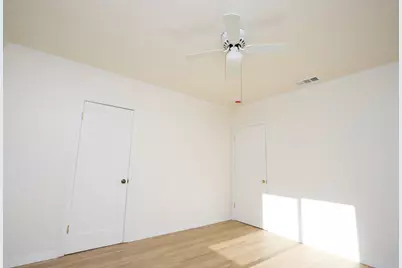 151 San Antonio Way, Sacramento, CA 95819 - Photo 13