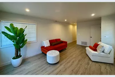 8105 La Riviera Drive, Sacramento, CA 95826 - Photo 7