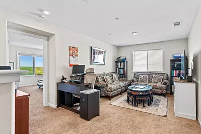 10119 Gorse Drive, Stockton, CA 95219 - Photo 13