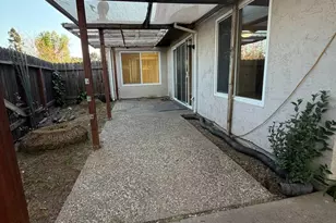 5930 Saddleback Way, Sacramento, CA 95823 - Photo 9