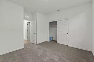 909 Zennor Pl, Patterson, CA 95363 - Photo 13