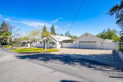 8332 Holly Drive, Citrus Heights, CA 95610 - Photo 7