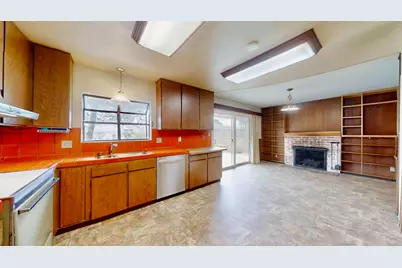 8904 Talisman Drive, Sacramento, CA 95826 - Photo 13