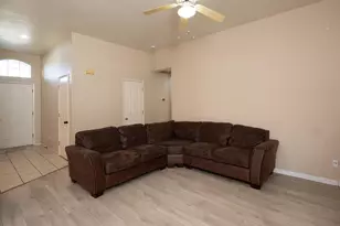 2300 Park E Dr, Modesto, CA 95351 - Photo 11