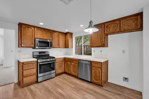 1612 Alnwick Dr, Roseville, CA 95747 - Photo 9