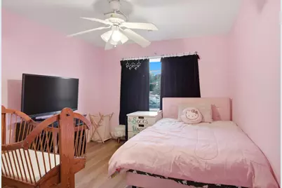 1315 Barcelona Avenue, Stockton, CA 95209 - Photo 13