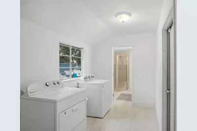 1315 Barcelona Avenue, Stockton, CA 95209 - Photo 7