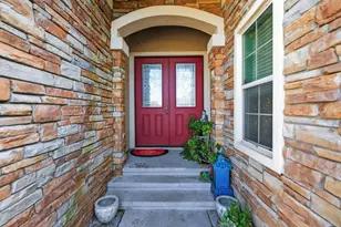 2033 Bastona Dr, Elk Grove, CA 95758 - Photo 5