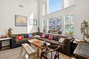 2033 Bastona Dr, Elk Grove, CA 95758 - Photo 11