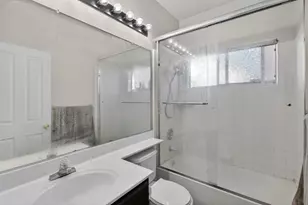 2033 Bastona Dr, Elk Grove, CA 95758 - Photo 31