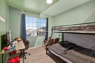 2033 Bastona Dr, Elk Grove, CA 95758 - Photo 43