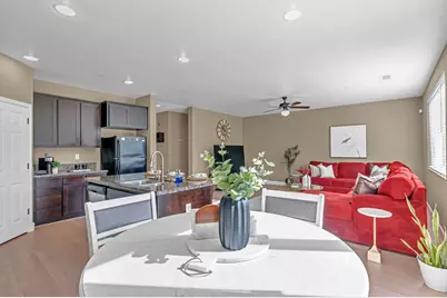 424 Villa Point Drive, Stockton, CA 95209 - Photo 11