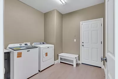 424 Villa Point Drive, Stockton, CA 95209 - Photo 27