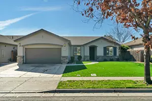 424 Villa Point Dr, Stockton, CA 95209 - Photo 1