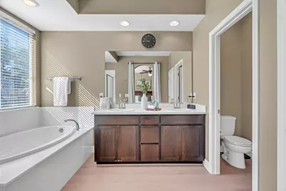 424 Villa Point Drive, Stockton, CA 95209 - Photo 17