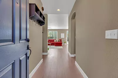 424 Villa Point Drive, Stockton, CA 95209 - Photo 5