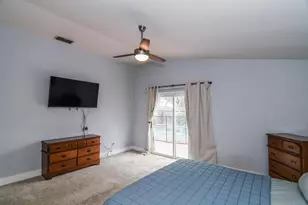 10064 Oglethorpe Way, Elk Grove, CA 95624 - Photo 45