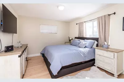 7320 Sahara Court, Sacramento, CA 95828 - Photo 19