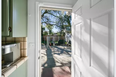 836 W Park, Stockton, CA 95203 - Photo 29