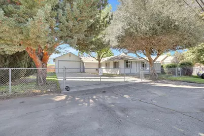 5664 Riverside Drive, Olivehurst, CA 95961 - Photo 3