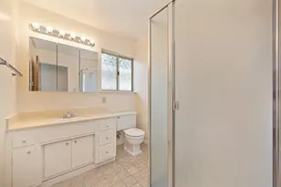 950 Trestle Glen Way, Sacramento, CA 95831 - Photo 23