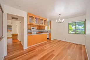 950 Trestle Glen Way, Sacramento, CA 95831 - Photo 13