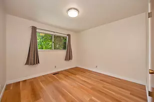 950 Trestle Glen Way, Sacramento, CA 95831 - Photo 17