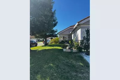 8098 Langham Way, Sacramento, CA 95829 - Photo 3