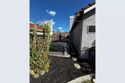 8098 Langham Way, Sacramento, CA 95829 - Photo 5