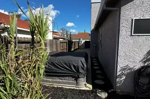 8098 Langham Way, Sacramento, CA 95829 - Photo 5