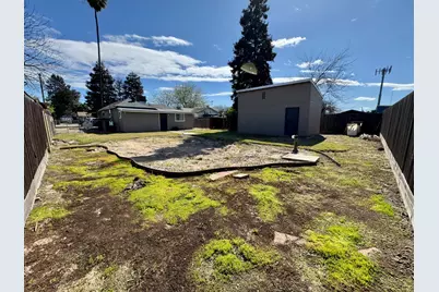 205 Orchard Avenue, Modesto, CA 95354 - Photo 25