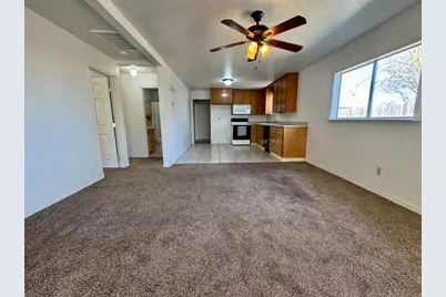 205 Orchard Avenue, Modesto, CA 95354 - Photo 7