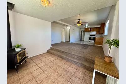 205 Orchard Avenue, Modesto, CA 95354 - Photo 3