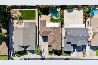 1692 Biarritz Court, Tracy, CA 95304 - Photo 5