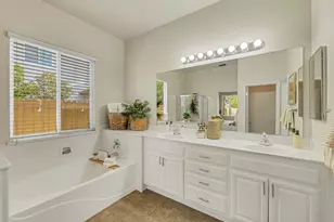 1648 Blackbird St, Roseville, CA 95747 - Photo 27